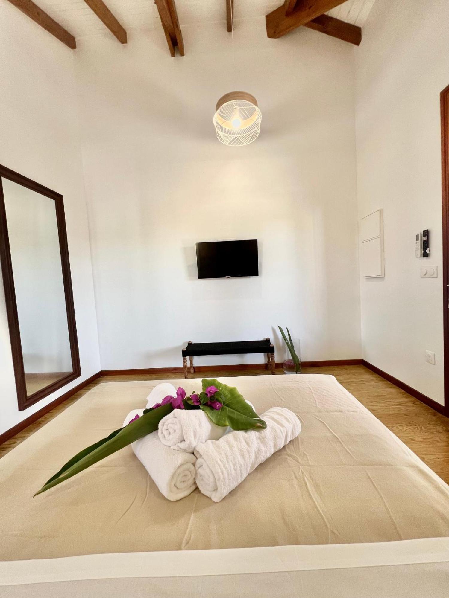 Residence Antilles Bernanoune Льо Мул Екстериор снимка